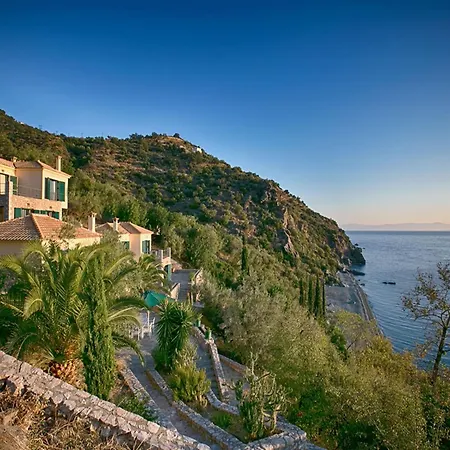 In Near Kissakas 빌라 Pera Melana