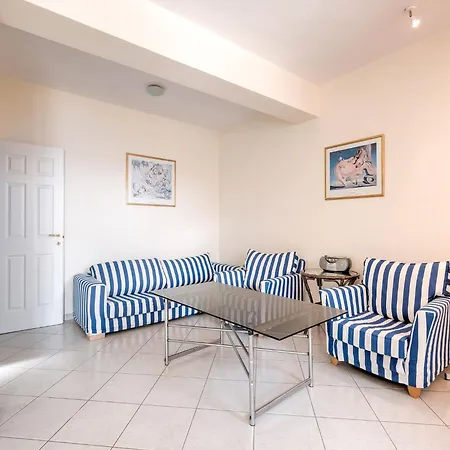 In Near Kissakas 빌라 *