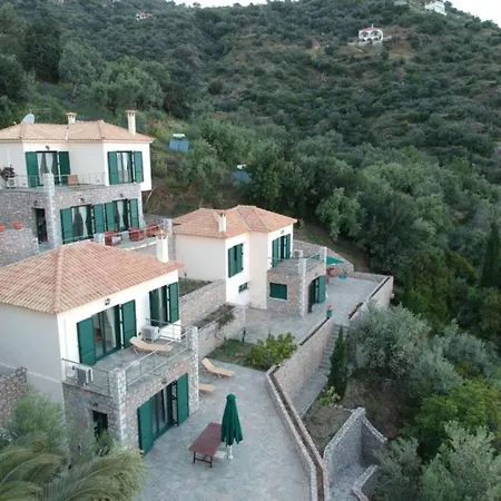 Villa In Near Kissakas Pera Melana